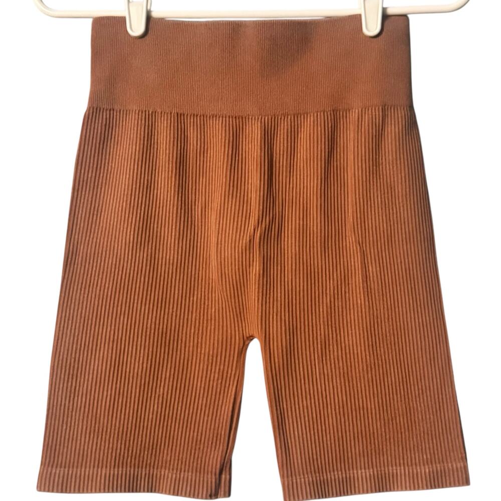 45. AURA Seamless Ribbed Biker Shorts Rustish faded Color Size M/L